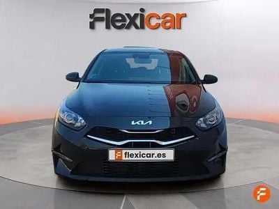 Używany Kia Ceed 136 KM (100 kW) 2023 Czarny Hatchback