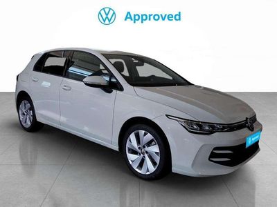 Blanco Nuevo 2025 VW Golf Match Berlina | 35.500 €