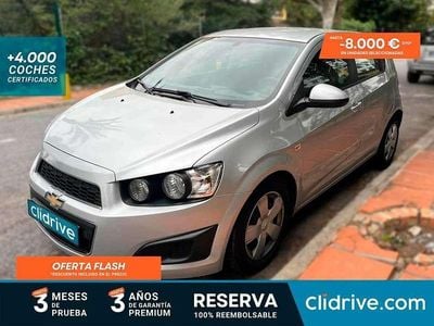 Usado Chevrolet Aveo LT 86 CV (63 kW) 2011 Blanco Berlina