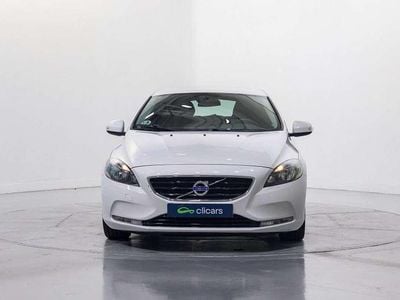 Usado Volvo V40 Kinetic 114 CV (83 kW) 2015 Blanco Utilitario