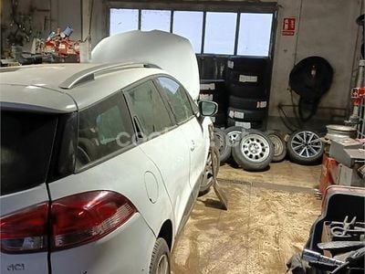 Blanco Usado 2016 Renault Clio GrandTour Familiar | 3500 € (Super precio)