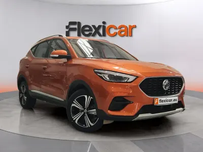 Usado MG ZS Comfort 106 CV (77 kW) 2023 Naranja SUV