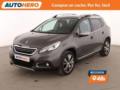 Usado Peugeot 2008 Allure 99 CV (72 kW) 2015 Gris SUV