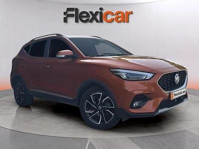 Usado MG ZS Luxury 111 CV (81 kW) 2022 Naranja Berlina