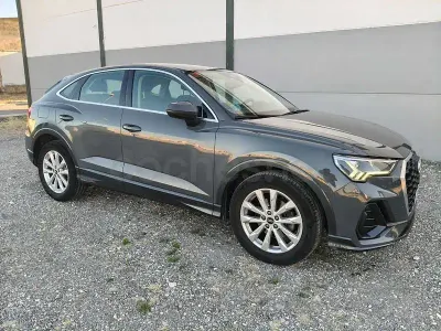 Usado Audi Q3 Sportback 150 CV (110 kW) 2021 Gris / plata SUV