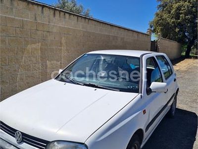 Usado VW Golf III 90 CV (66 kW) 1995 Blanco Berlina