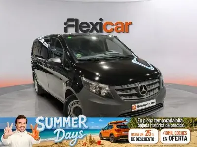 Usado Mercedes Vito 102 CV (75 kW) 2023 Negro Van