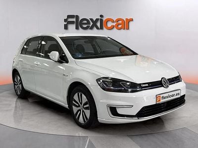 Usado VW Golf VII 136 CV (100 kW) 2018 Blanco Berlina