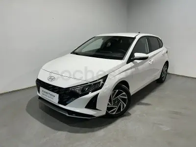 Nuevo Hyundai i20 100 CV (73 kW) 2025 Blanco Utilitario