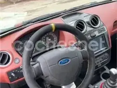 Usado Ford Fiesta Sport 100 CV (73 kW) 2007 Negro Utilitario