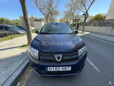 Używany Dacia Sandero Ambiance 75 KM (55 kW) 2013 Niebieski Sedan/Limuzyna