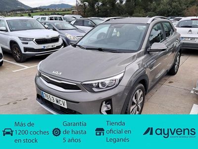 Usado Kia Stonic 120 CV (88 kW) 2022 Verde SUV