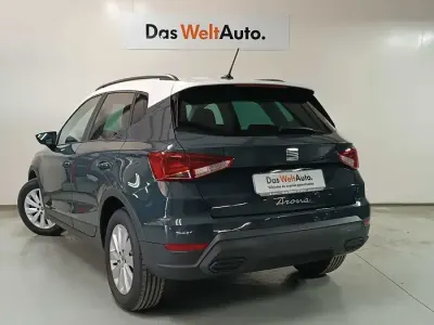 Usado Seat Arona Style 115 CV (84 kW) 2025 Gris SUV