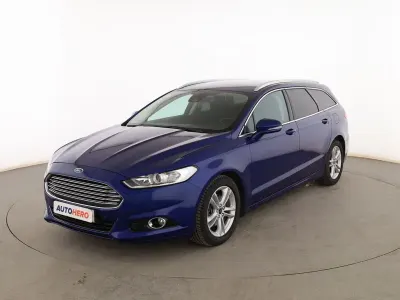 Usado Ford Mondeo Titanium 160 CV (117 kW) 2016 Azul Familiar
