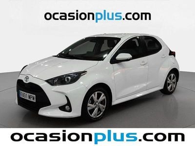 Usado Toyota Yaris Active 116 CV (85 kW) 2024 Blanco Utilitario