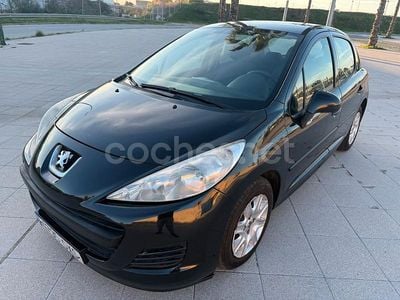 Negro Usado 2010 Peugeot 207 Berlina | 4490 € (Precio justo)