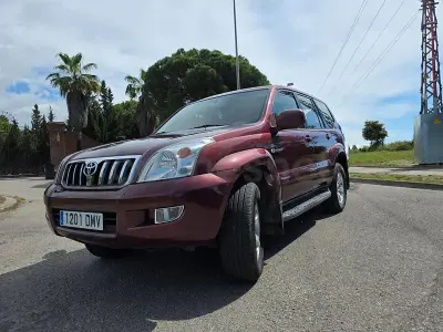 Usado Toyota Land Cruiser 166 CV (122 kW) 2005 Granate SUV