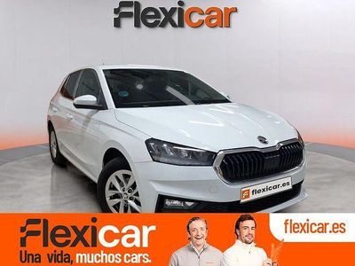 Blanco Usado 2024 Skoda Fabia Selection Berlina | 15.990 € (Precio justo)