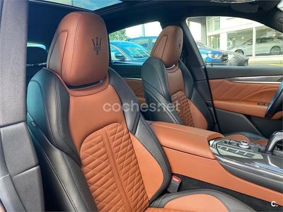 Azul Usado 2020 Maserati Levante SUV | 56.500 € (Caro)