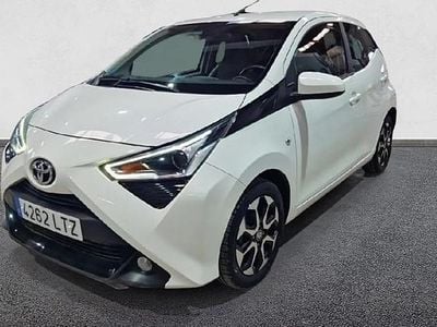 Usado 2021 Toyota Aygo X-play Utilitario | 10.900 € (Precio justo)