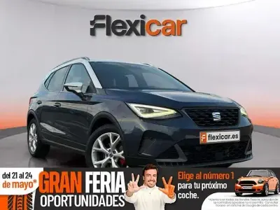 Usado Seat Arona FR 150 HP (110 kW) 2023 Cinzento SUV