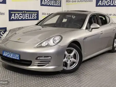 Usado Porsche Panamera 4 300 CV (220 kW) 2010 Plateado Utilitario