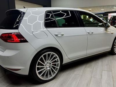 Käytetty VW Golf VII GTI 230 HP (169 kW) 2014 Valkoinen Viistoperä