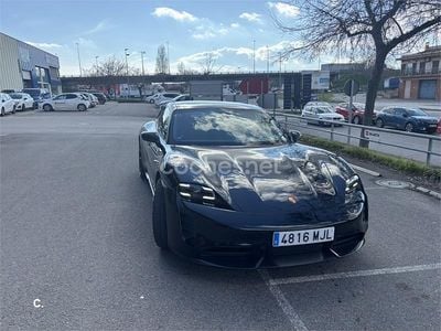 Käytetty Porsche Taycan GTS 22 kW (30 HP) 2023 Eléctrico Sedan