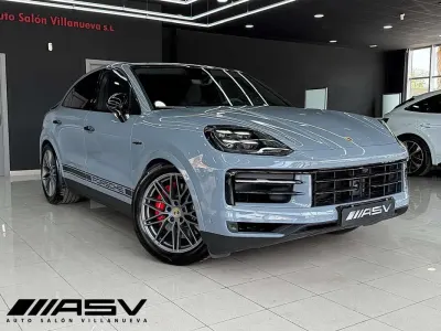 Usado Porsche Cayenne 519 CV (381 kW) 2024 Gris / plata SUV