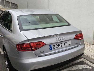 Usado Audi A4 160 CV (117 kW) 2011 Gris / plata Berlina