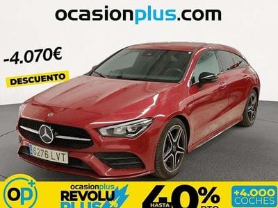 Usado Mercedes CLA200 Shooting Brake 150 CV (110 kW) 2021 Rojo Familiar