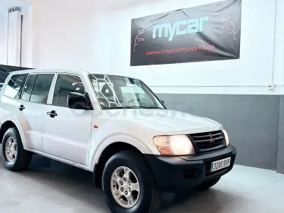 Usado Mitsubishi Montero 160 CV (117 kW) 2002 Gris / plata SUV