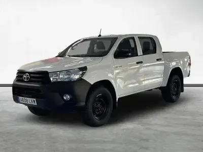 Usado Toyota HiLux Plus 150 CV (110 kW) 2020 Blanco Pickup/Camioneta