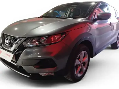 Usado Nissan Qashqai Acenta 110 CV (80 kW) 2018 Gris SUV