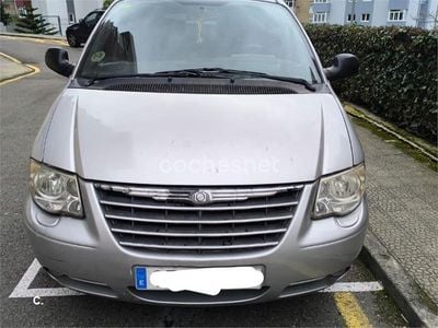 Usado Chrysler Grand Voyager 150 CV (110 kW) 2006 Gris / plata Monovolumen