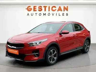 Usado Kia XCeed 141 CV (103 kW) 2022 Rojo SUV