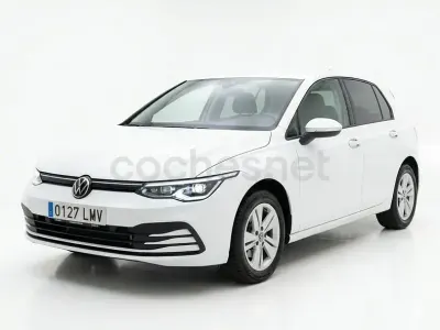 Usado VW Golf VIII Life 115 CV (84 kW) 2021 Blanco Berlina