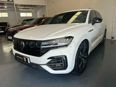 Usado VW Touareg R-line 286 CV (210 kW) 2022 Blanco SUV