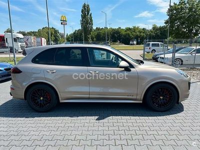 Porsche Cayenne GTS