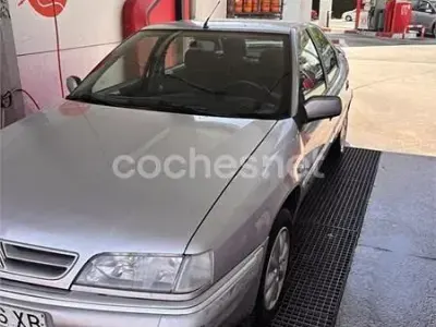Usado Citroën Xantia Seduction 90 CV (66 kW) 1999 Gris / plata Berlina