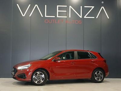 Usado Hyundai i30 96 CV (70 kW) 2024 Rojo