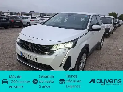 Usado Peugeot 3008 Active 131 CV (96 kW) 2021 Blanco SUV