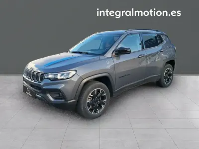Occasion Jeep Compass Trailhawk 240 PK (176 kW) 2022 Grijs SUV