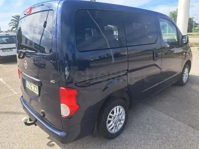 Begagnad Nissan Evalia 110 HK (80 kW) 2016 Blå Minibuss
