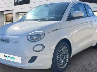 Usado Fiat 500e 86 kW (118 CV) 2023 Blanco Utilitario