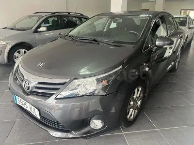 Usado Toyota Avensis