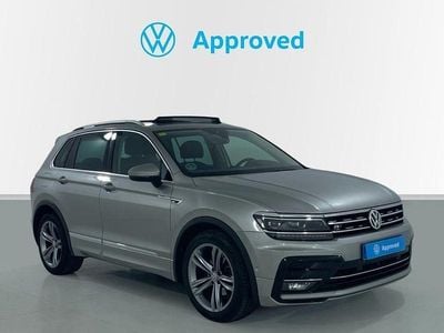 Gris Usado 2020 VW Tiguan Sportline SUV | 29.990 € (Caro)