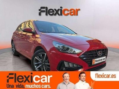 Usado Hyundai i30 120 CV (88 kW) 2021 Rojo Utilitario