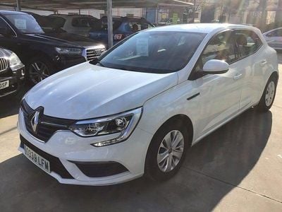Usado Renault Mégane IV Life 95 CV (69 kW) 2020 Blanco Berlina