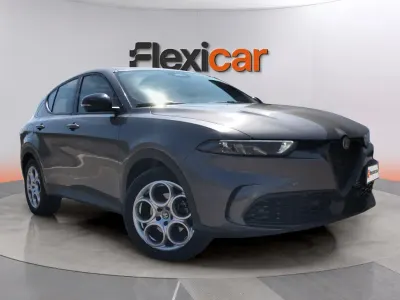 Usado Alfa Romeo Tonale Sprint 131 CV (96 kW) 2023 Gris SUV